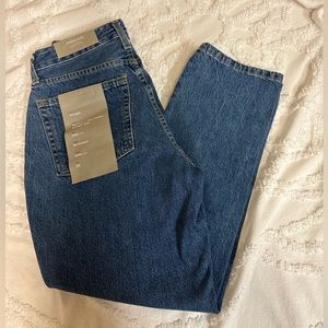 Everlane The Curvy ‘90s Cheeky Jean
